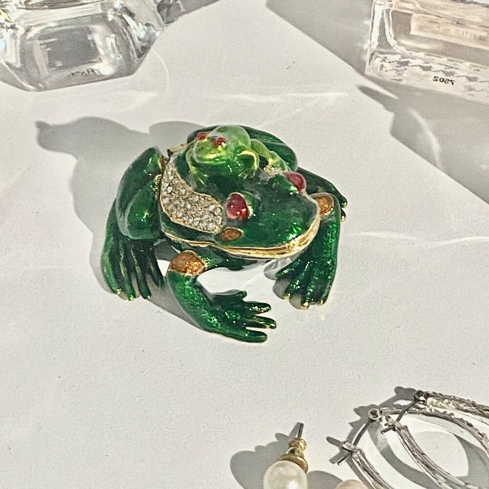 Green Frog Trinket Box